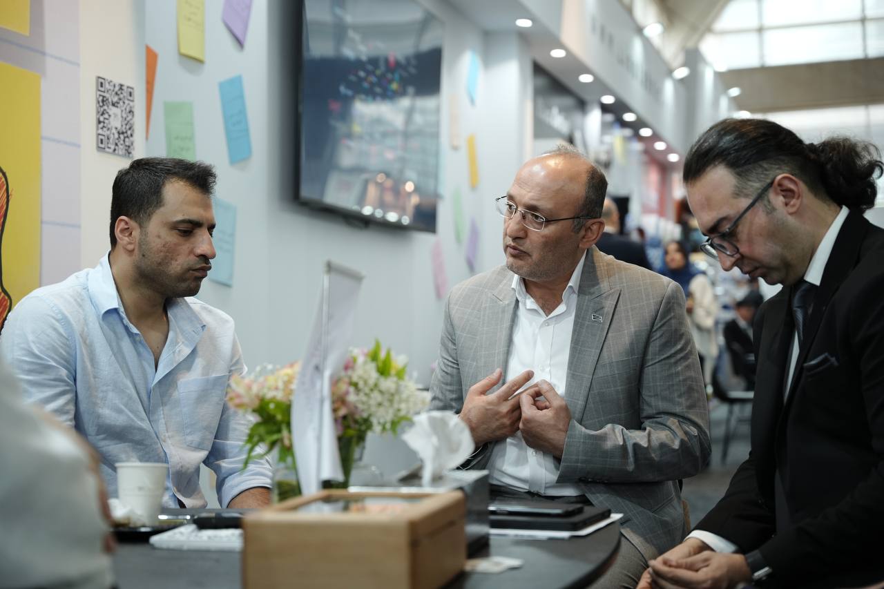 نمایشگاه ایران پنکس ۴۰۴
