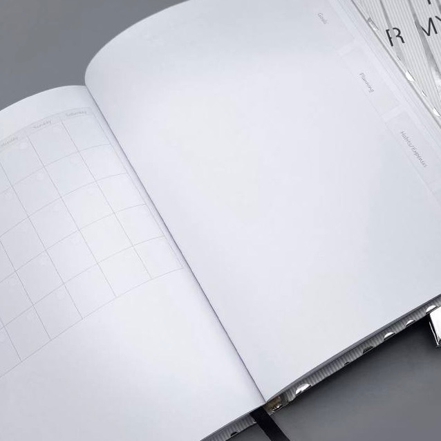 پلنرماهانه همیشه ته دوخت (لب مشکی)